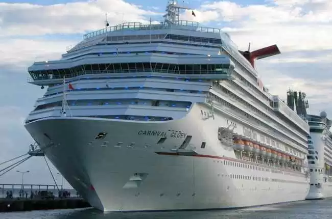 Carnival Glory