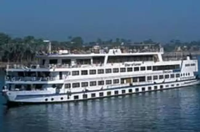 RV Star of Luxor