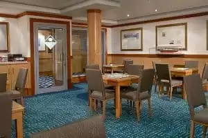 Card Room (Sala de Cartas)