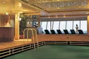 Indoor Lap Pool (Spa) (Piscina Interor-Spa)