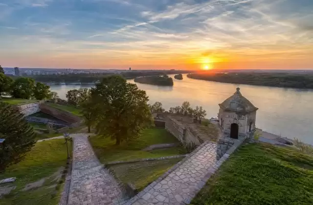 La fortaleza de Kalemegdan en Belgrado