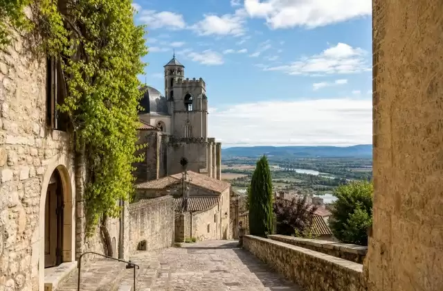 Viviers, la perla medieval del Ardèche